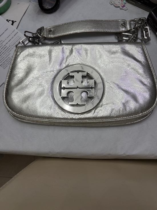 Tory Burch Handbags - Tory Burch Metallic Silver Logo Crossbody/Wristlet